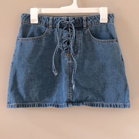 Forever 21 Jean Skirt Size 27 - Picture 1 of 3